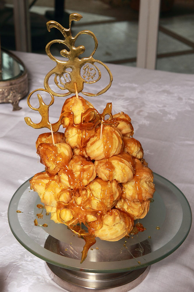 Profiteroles.