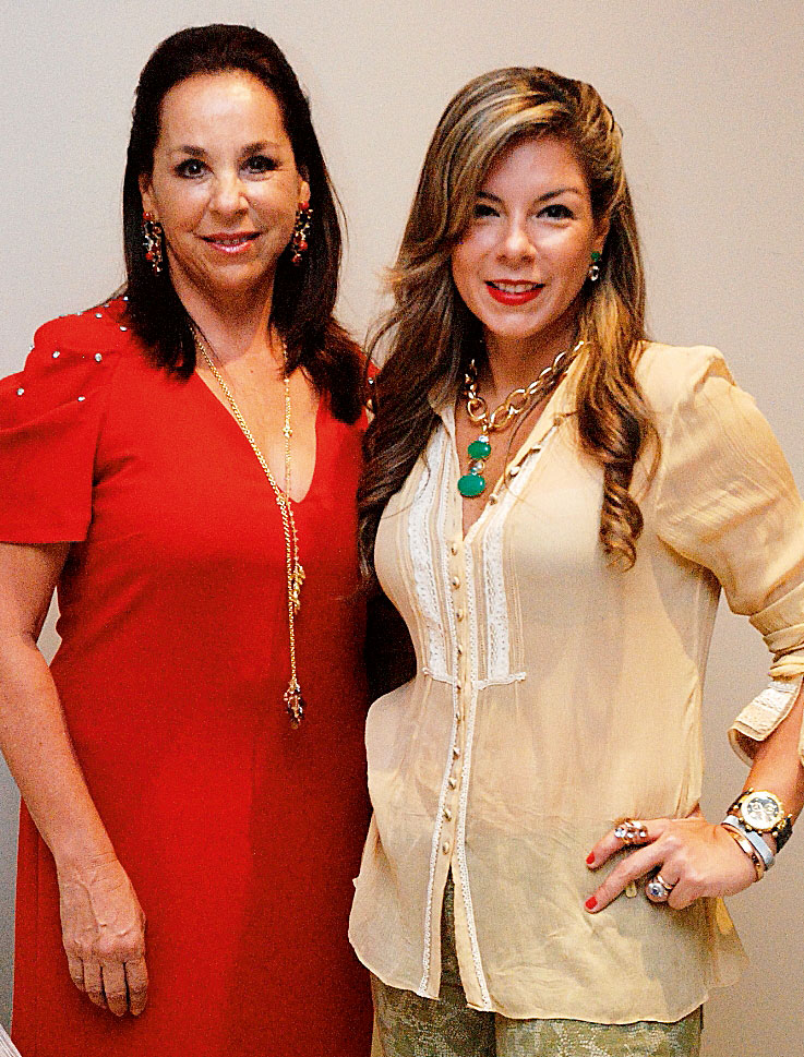 Mariela Rosas y Adriana Roggiero