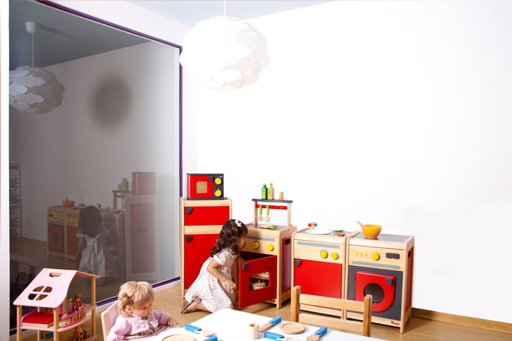 Los cuartos con orden y armonización en elementos y colorido brindan tranquilidad y seguridad a los pequeños.