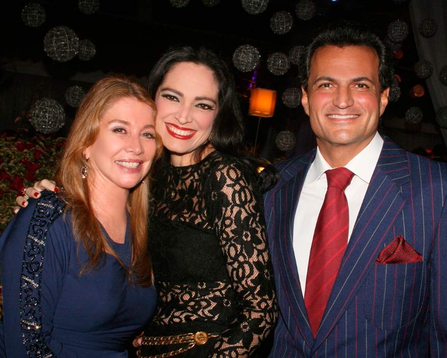 Esther Macchiavello, Irene Mayer y Rodrigo Ycaza.