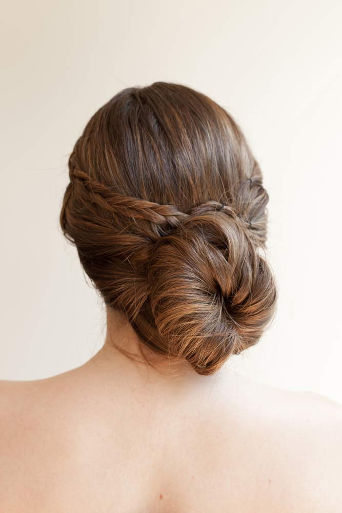 Gabriela Hansen Vik cuenta que es fanática de las trenzas a la hora de peinar, pues dan un realce. También de los peinados con textura, los que logra con ondas.