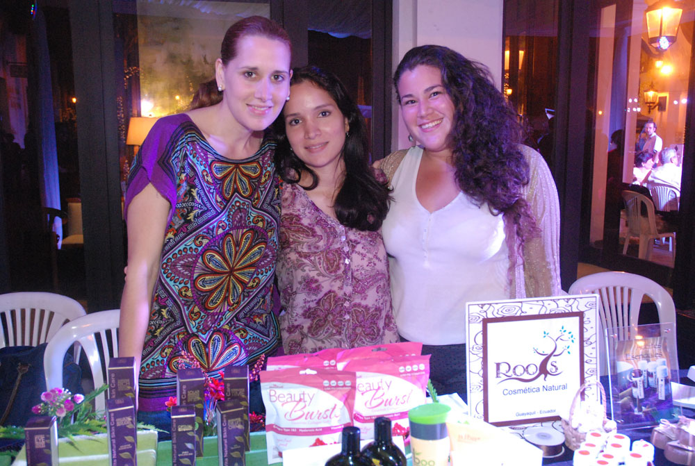 Michelle Sánchez, Beatriz de Cañar y Álison Romo.