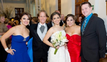 Maria Gabriella Ponce-Skidmore, Chad, Peggy, Carolina Ponce-Tryon, Connor Tryon.