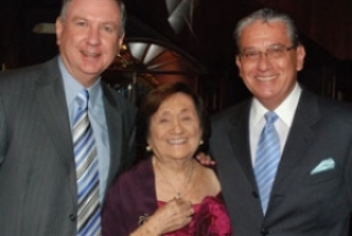 Xavier Vidal Maspons, Isabel Silva Estrada y Alex Jaramillo.