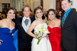 Maria Gabriella Ponce-Skidmore, Chad, Peggy, Carolina Ponce-Tryon, Connor Tryon.