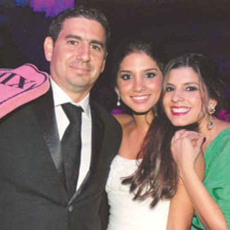 Fernando Miranda, Cecilia Miranda y Cecilia Plaza de Miranda.