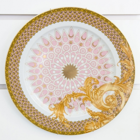 Platos de colección Versace Diorvett $115,36 Plaza Navona y Riocentro de Entre Ríos Platos de colección Versace Diorvett $115,36 Plaza Navona y Riocentro de Entre Ríos