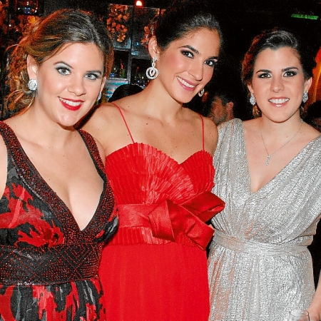 Ceci Vallarino, María Elena González y María Leticia de Baquerizo.