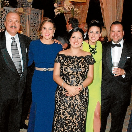 Cristi Puig de Jalil, Julio Jalil, María Elena Jalil de Molestina, Daniela Jalil de Loor, Mercedes Jalil, Alfonso Jalil y María Elena de Jalil.