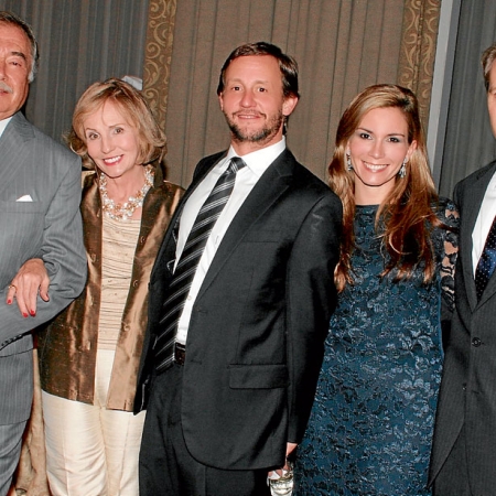 Camilo Ponce Gangotena, Mónica Fernández-Salvador de Ponce, José Arias, Carolina Arias de Guarderas y Esteban Guarderas.