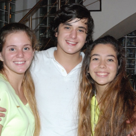 Wichi Bejarano, Daniel Suárez e Isabela Arcos