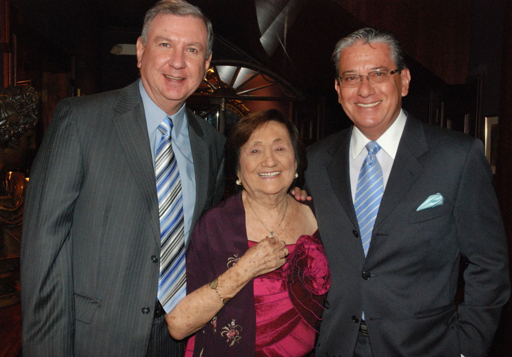 Xavier Vidal Maspons, Isabel Silva Estrada y Alex Jaramillo.